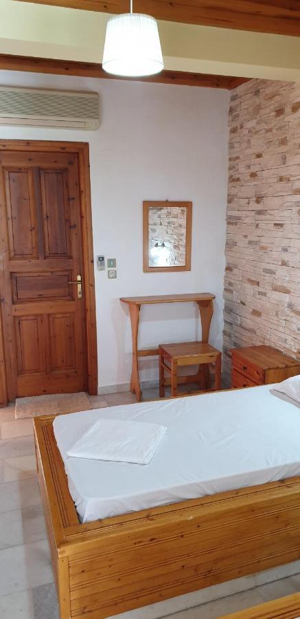 Evi Studios & Apartments Naxos City Екстериор снимка